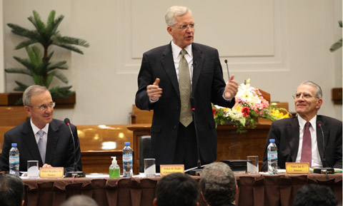 Elder Christofferson at a panel in Argentina