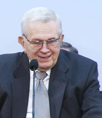 Präsident Packer spricht beim Seminar für Missionspräsidenten 2011