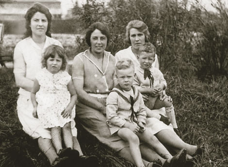 Gertrude Zippro and family